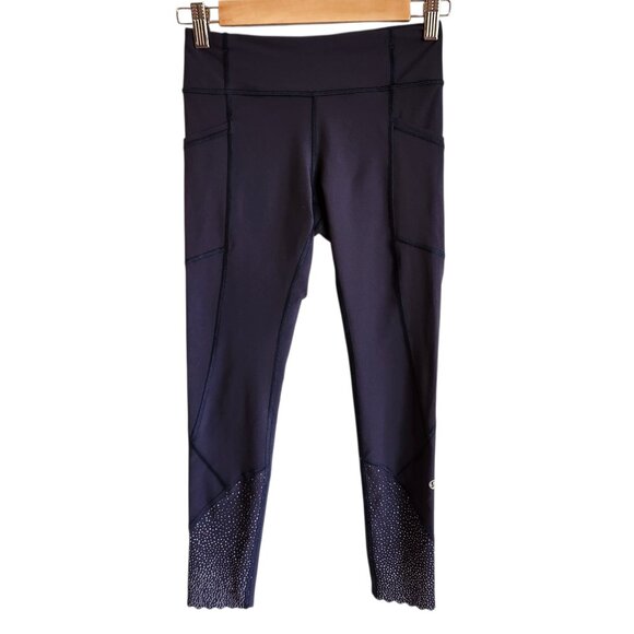 Lululemon Pants Women's 4 Blue Tight Stuff Tight II 25" Inseam Workout Gym - Picture 1 of 10